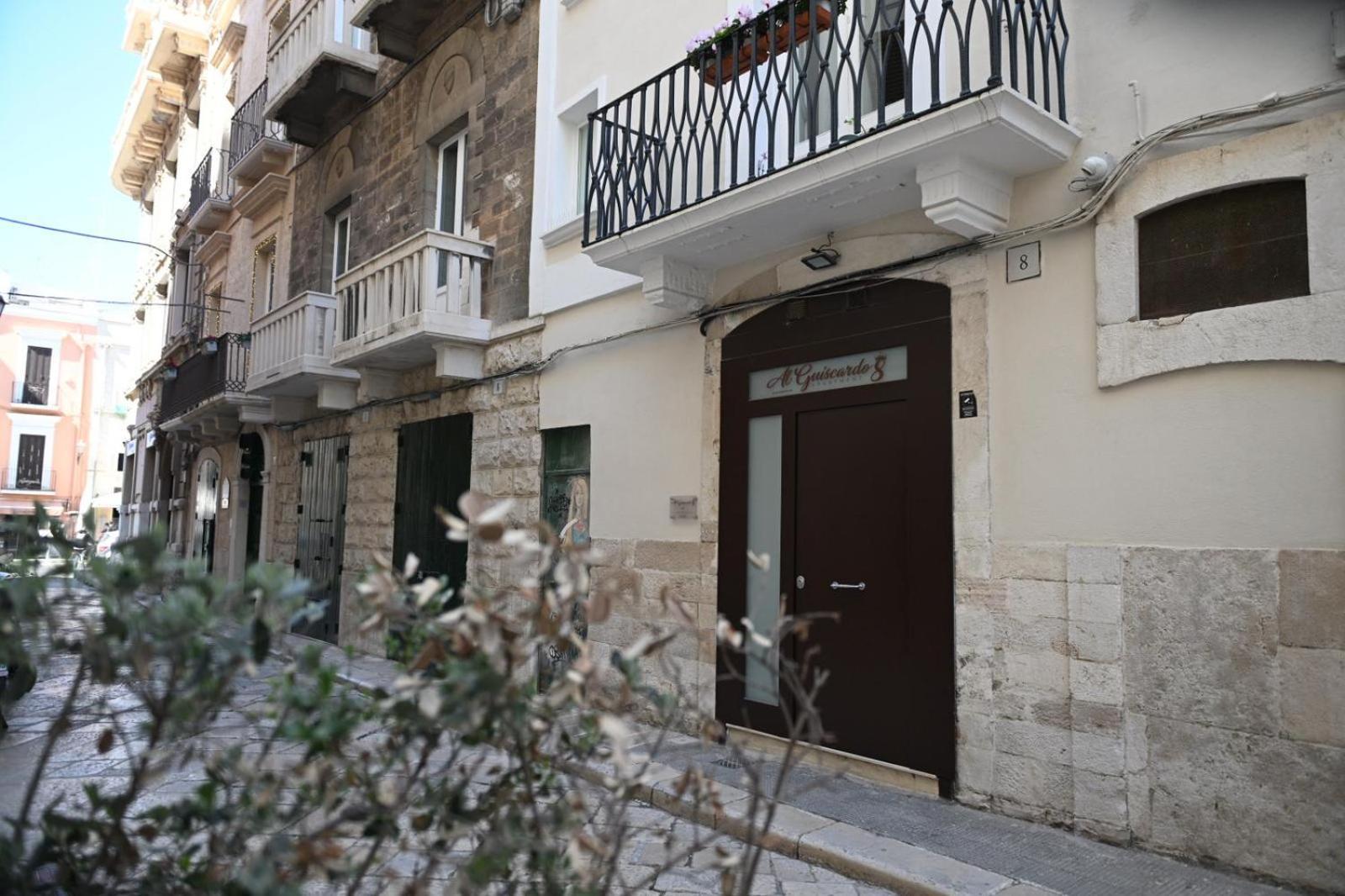 Al Guiscardo 8 Bari Exterior foto